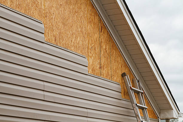 Professional Siding Repair technician working in Delta, PA